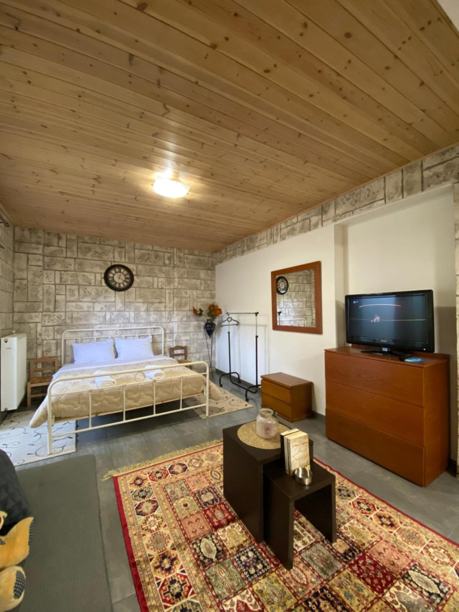 D&M Studio Ριο Πατρα Patras Exteriör bild